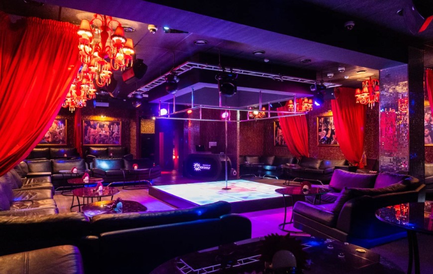Ночной клуб Zажигалка Астрахань
