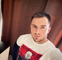 Девушка массажистка Максим, салон Максим фото №1