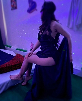 Девушка массажистка Халиса, салон L.A.V