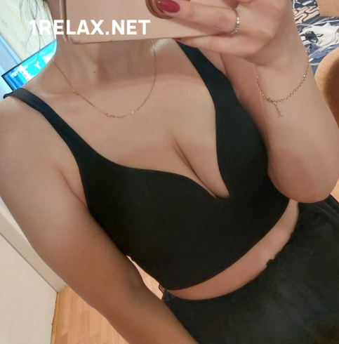 Девушка массажистка Элина, салон Элина фото №1