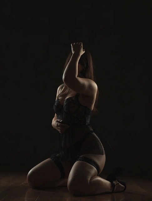 Девушка массажистка Ясмина , салон Эгоист