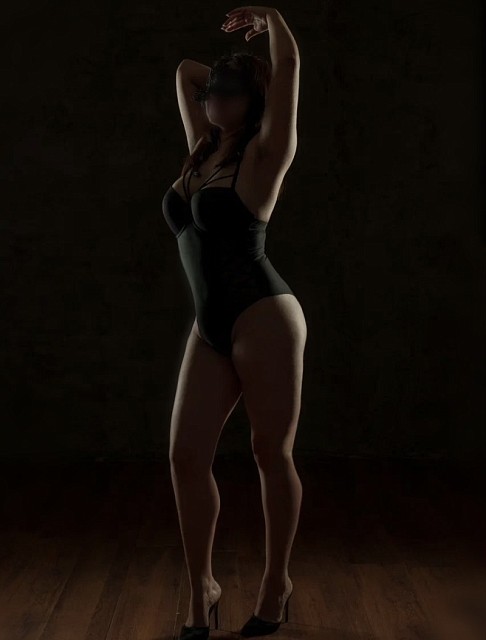 Девушка массажистка Амина , салон Эгоист